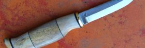 Puukko forgé, elmax